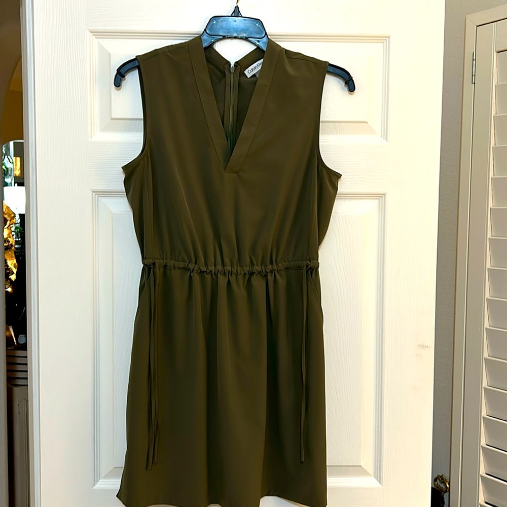 Sleeves Calvin Klein dress